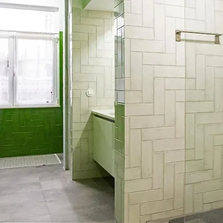 Colourful And Tasteful 2bedroom In Graca *