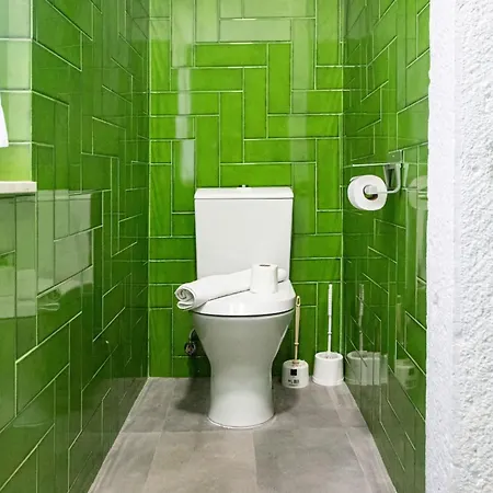 Colourful And Tasteful 2bedroom In Graca דירה